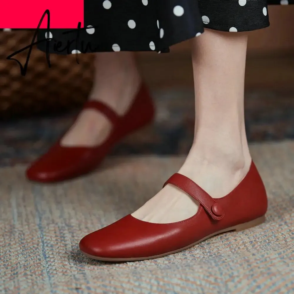 Aiertu Flat Heels Retro Square Toe Genuine Leather Women Shoes Spring Autumn Hook&Loop Casual Female Flats Shoes Size 34-40