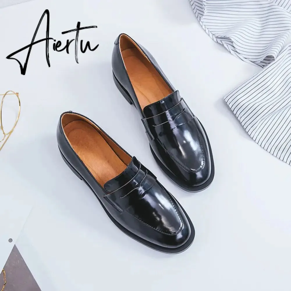 Aiertu ladies Leather shoes British style plus size 22-26.5cm women pumps loafers lazy shoes womens platform heels black shoes