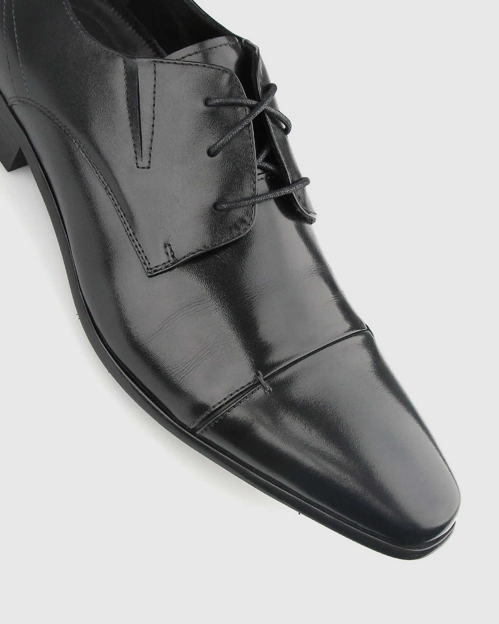 DEFIANT Leather Dress Shoes